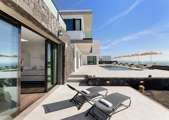 Lanzarote Beyond * Тиас